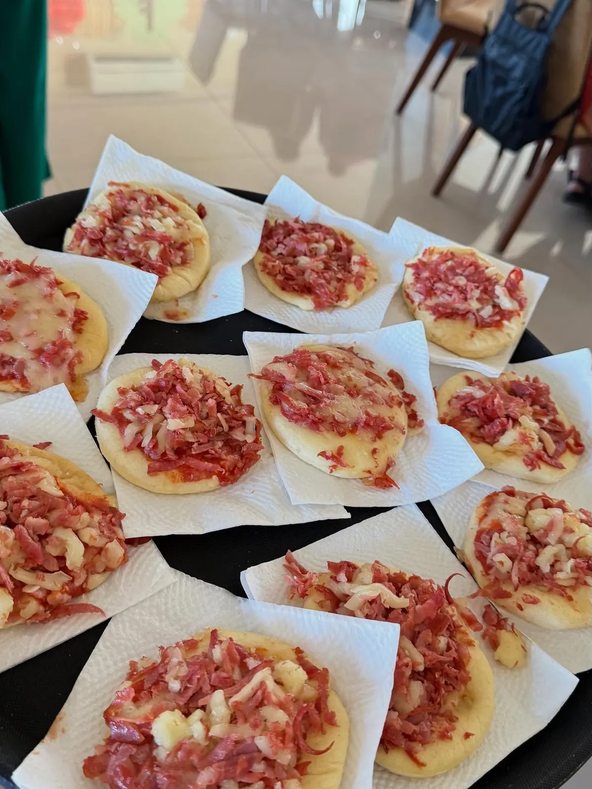 Mini pizzas do buffet